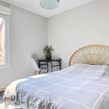 Appartement T2 Independant Au Coeur De La Ville Бурж Экстерьер фото